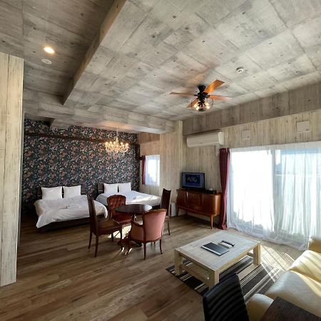 Wolf Pack Apartment 1002 Osaka Bagian luar foto
