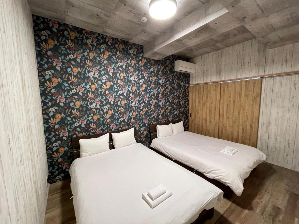 Wolf Pack Apartment 1002 Osaka Bagian luar foto